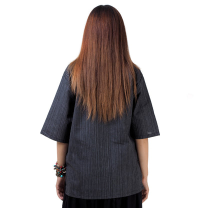 Schwarzes Thai Fisherman Damenshirt mit Nadelstreifen