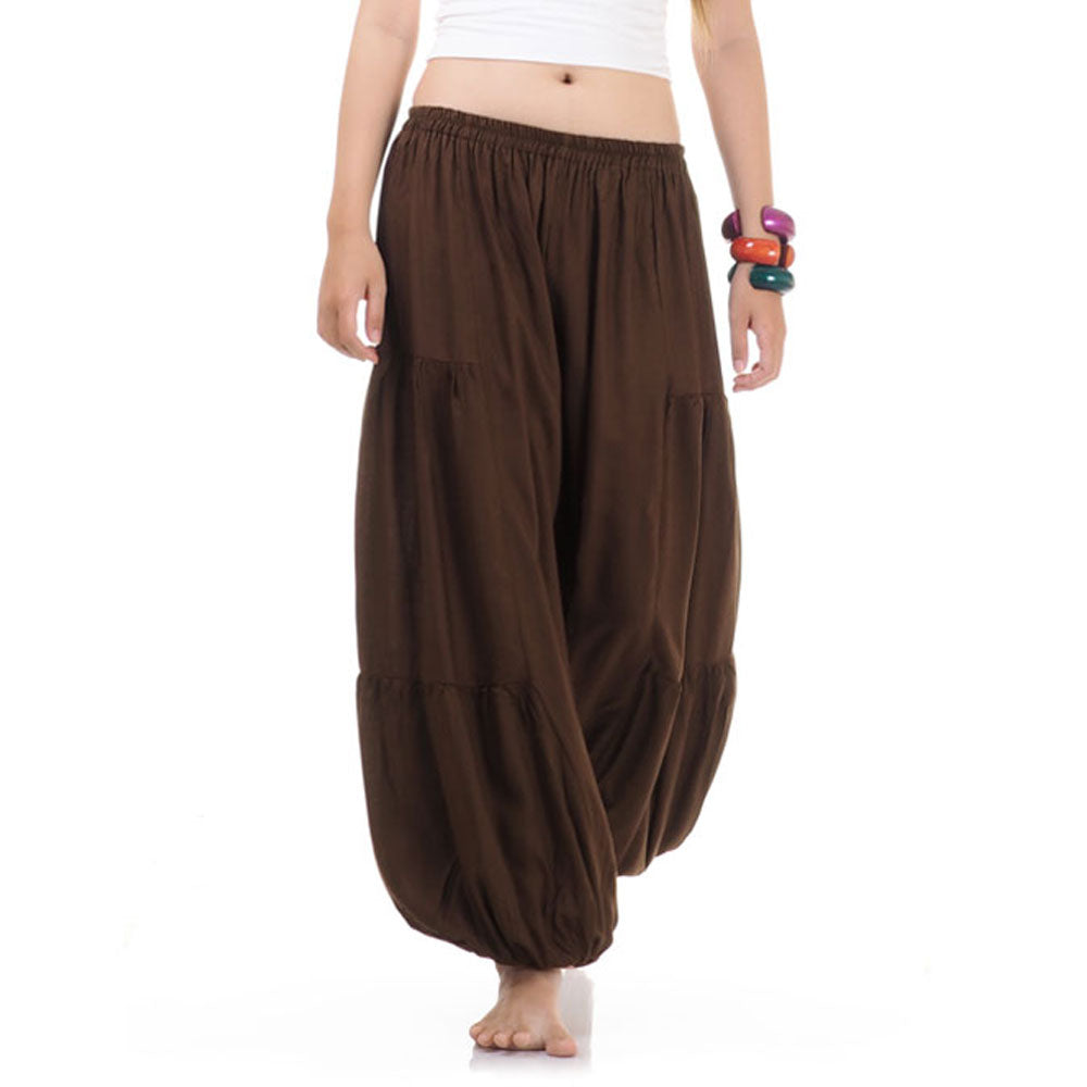 Close-up of a brown women Thai harem yoga pants