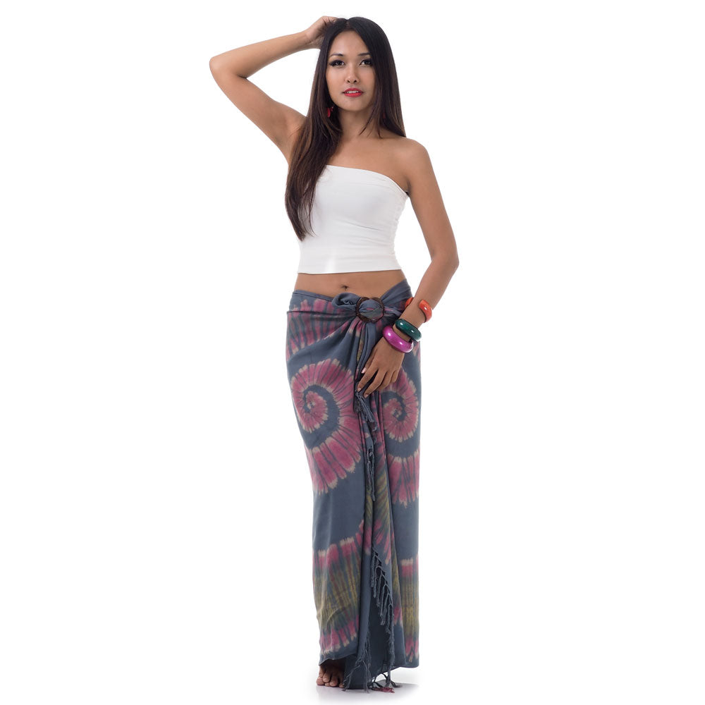 Front view of the Gray Tie Dye Sarong Samui, a versatile one-size-fits-all beach pareo for S-XL.