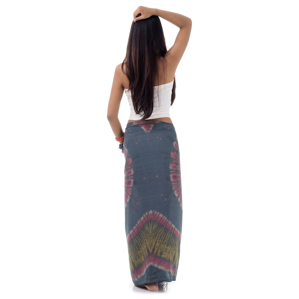 Back view of the Gray Tie Dye wrap skirt Samui, displaying the unique handmade color transitions.
